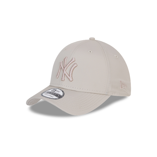 New Era League Essential 9Forty Neyyan Stnstn