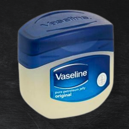 Envase de 100 ml de vaselina.